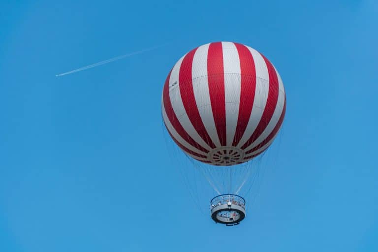 Hot Air Balloon Rides: Scenic Flights Over Tuscany