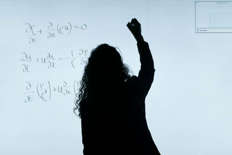 Cloud-Based Learning Platforms: Scalable Solutions for Schools