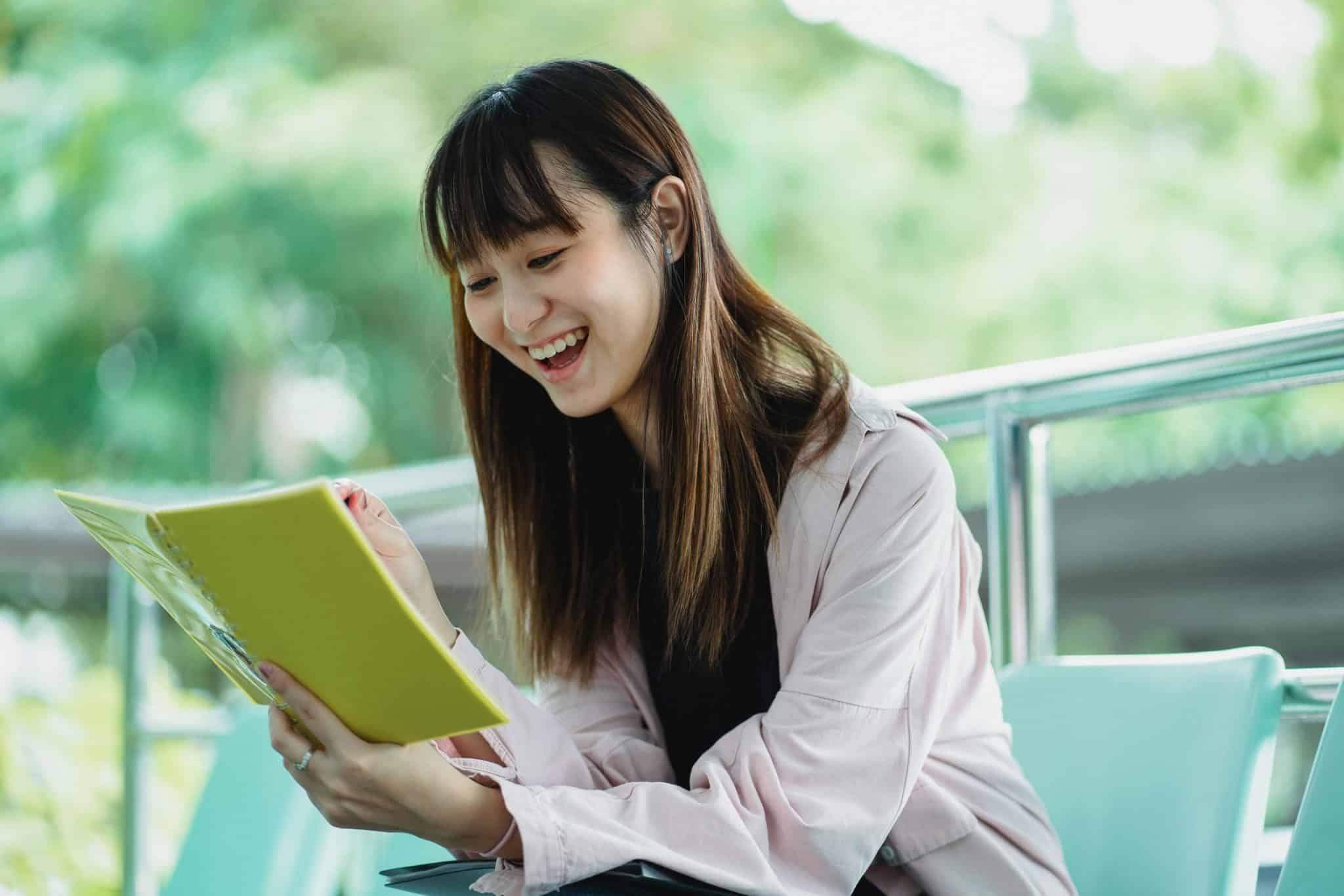 Generative AI in EdTech: Creating Customized Educational Content