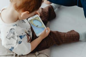 Blended Learning Models: Combining Traditional and Digital Approaches