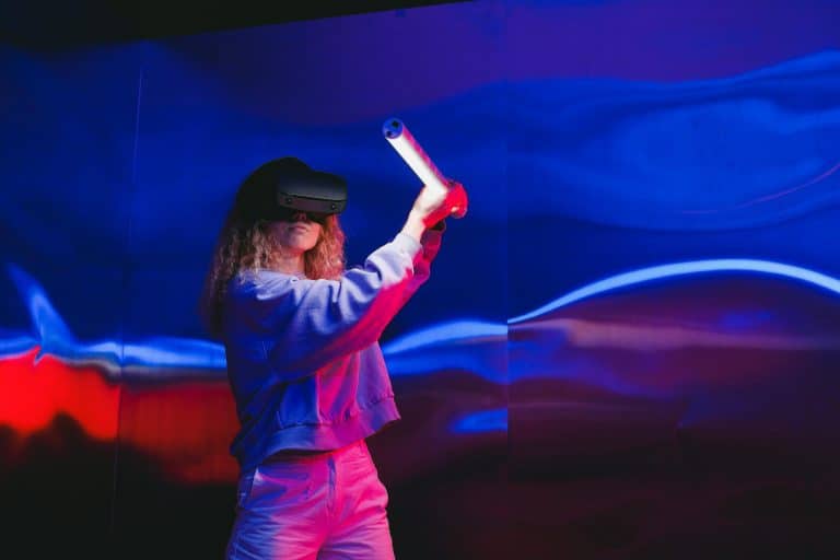 Smart Infotainment Systems: AI Integration and Voice Recognition