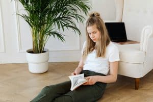 Microlearning and Nano-Learning: Bite-Sized Education for Busy Professionals