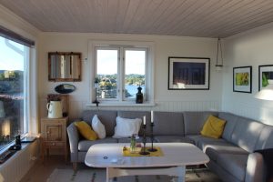 Smart Home Automation: IoT Devices Enhancing Energy Efficiency