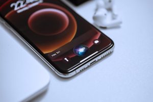 InstaView Technology: Knock-to-View Panels for Easy Meal Planning